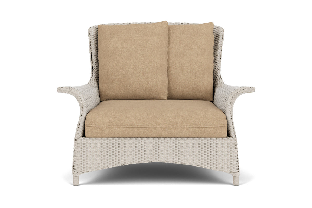 Lloyd Flanders Mandalay Chair and a Half in Linen with Hayden Sand fabric
