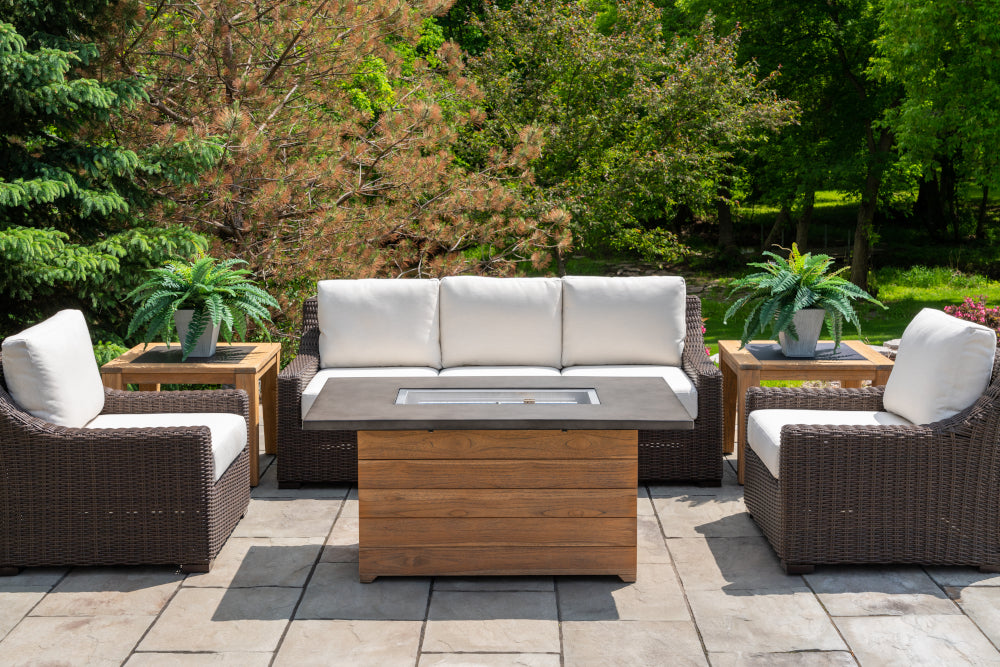 Lloyd Flanders Mesa Sofa, lifestyle photo 4