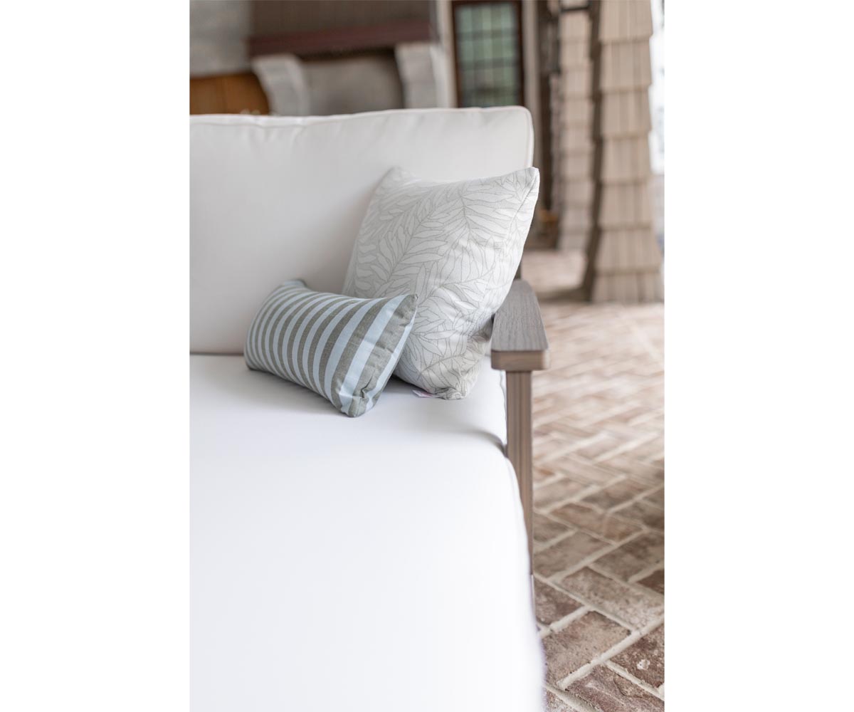 Berlin Gardens Mayhew Chaise Lounge, lifestyle photo 2