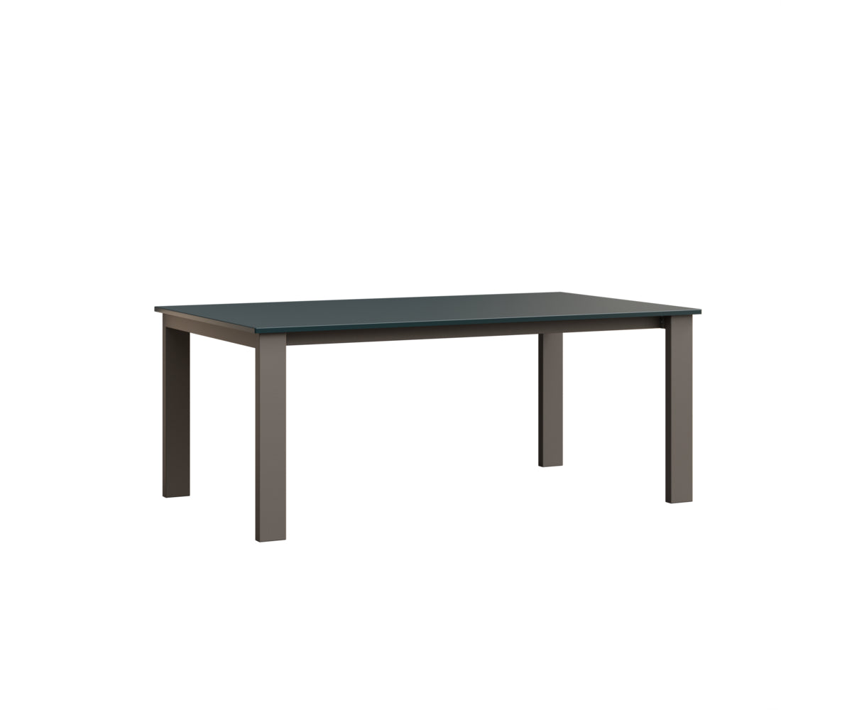 Berlin Gardens Berkley Expandable Table 42"x72" in Graphite, MGP Berry top