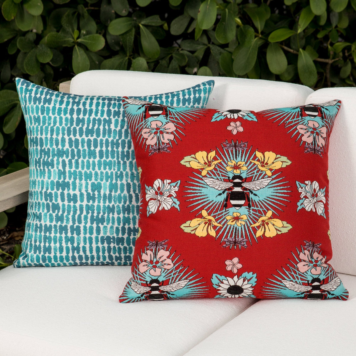 Elaine Smith Tropical Bee Red outdoor pillow, red - view 11
