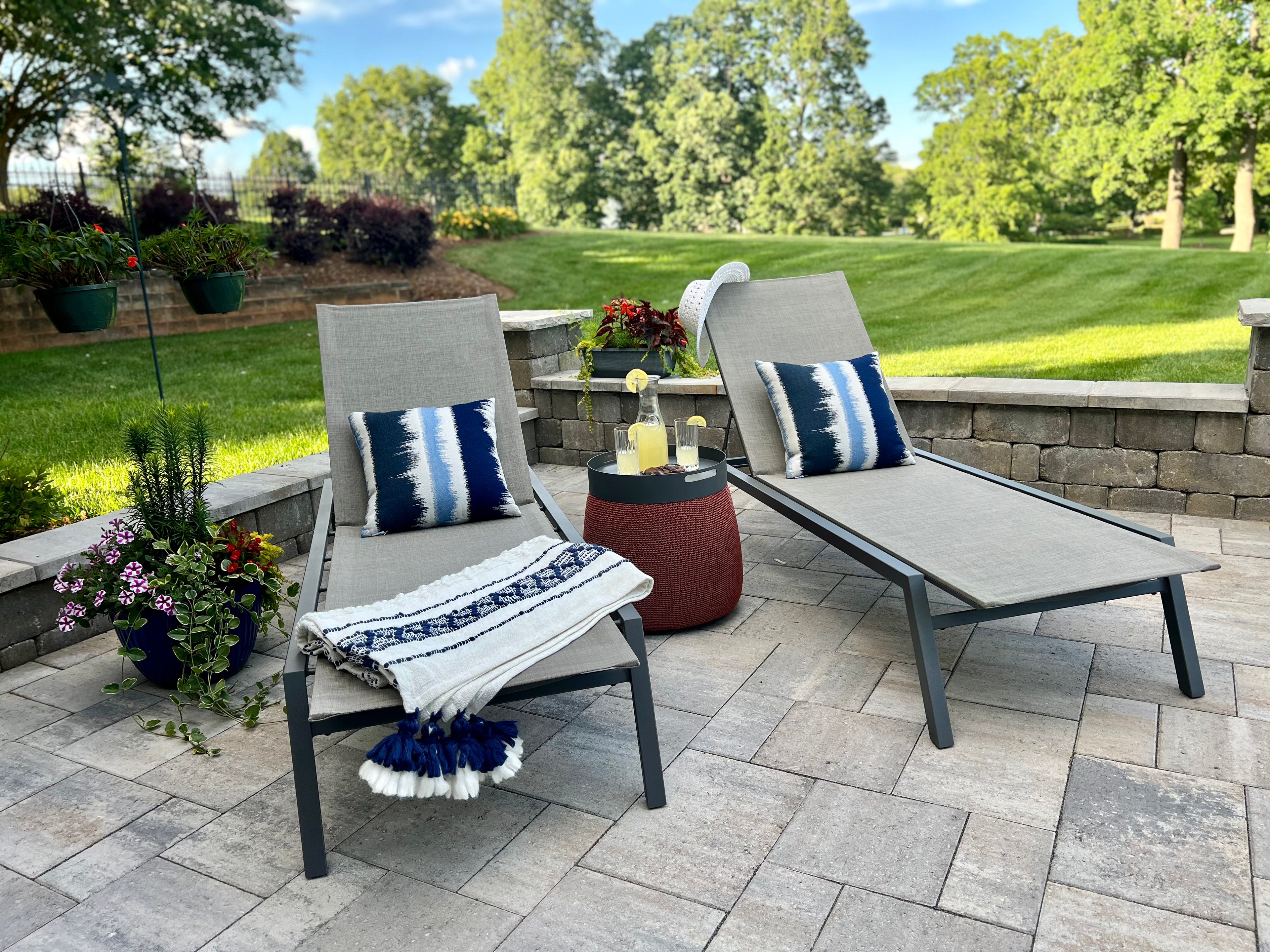 Kiera Stackable Aluminum Chaise Lounge