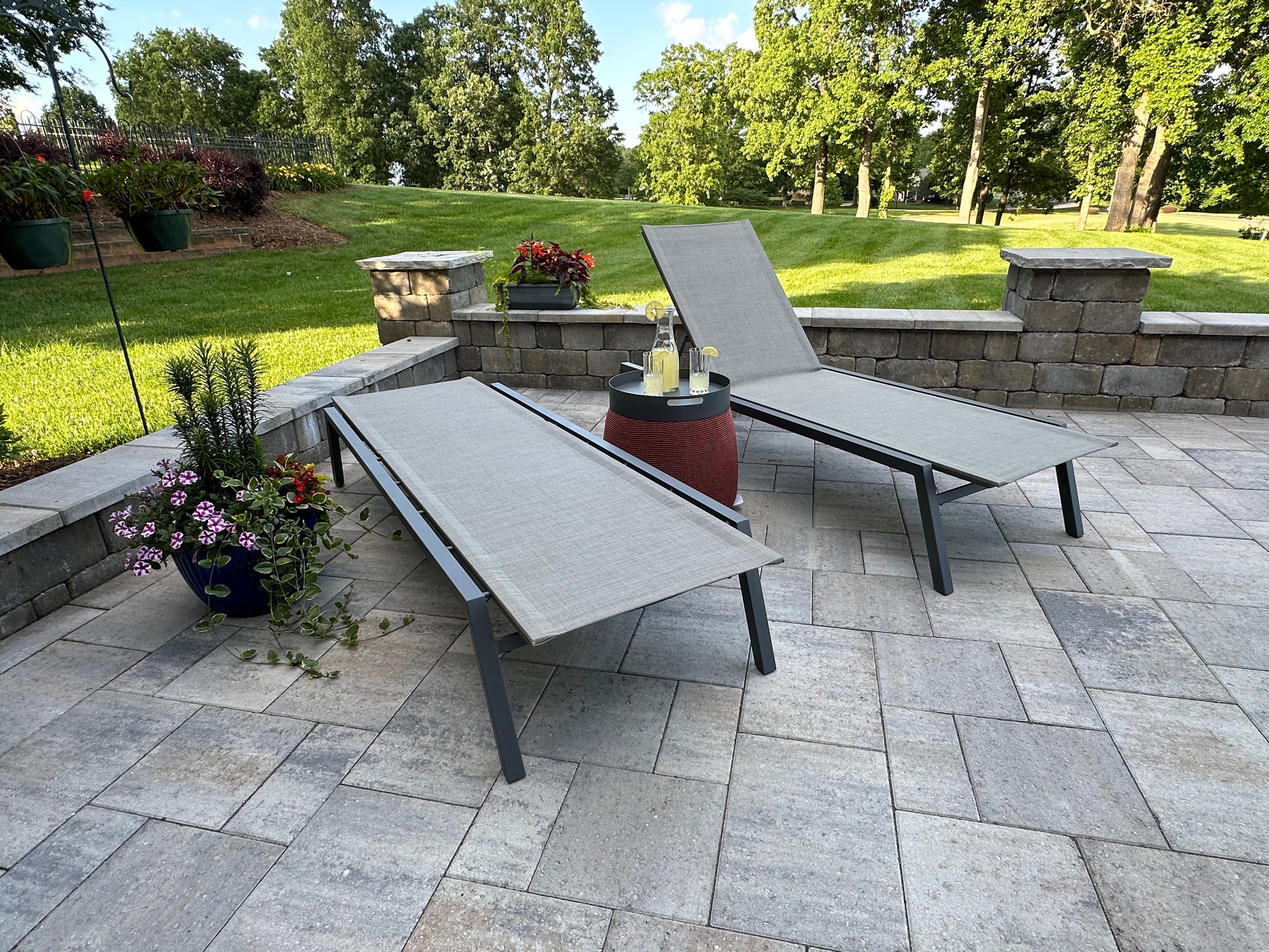 Kiera Stackable Aluminum Chaise Lounge