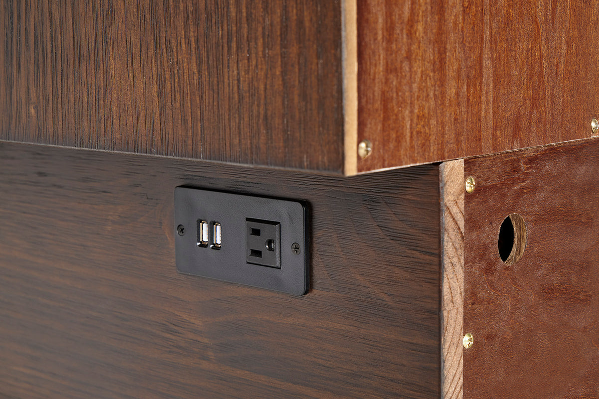 Built-in USB charging port detail