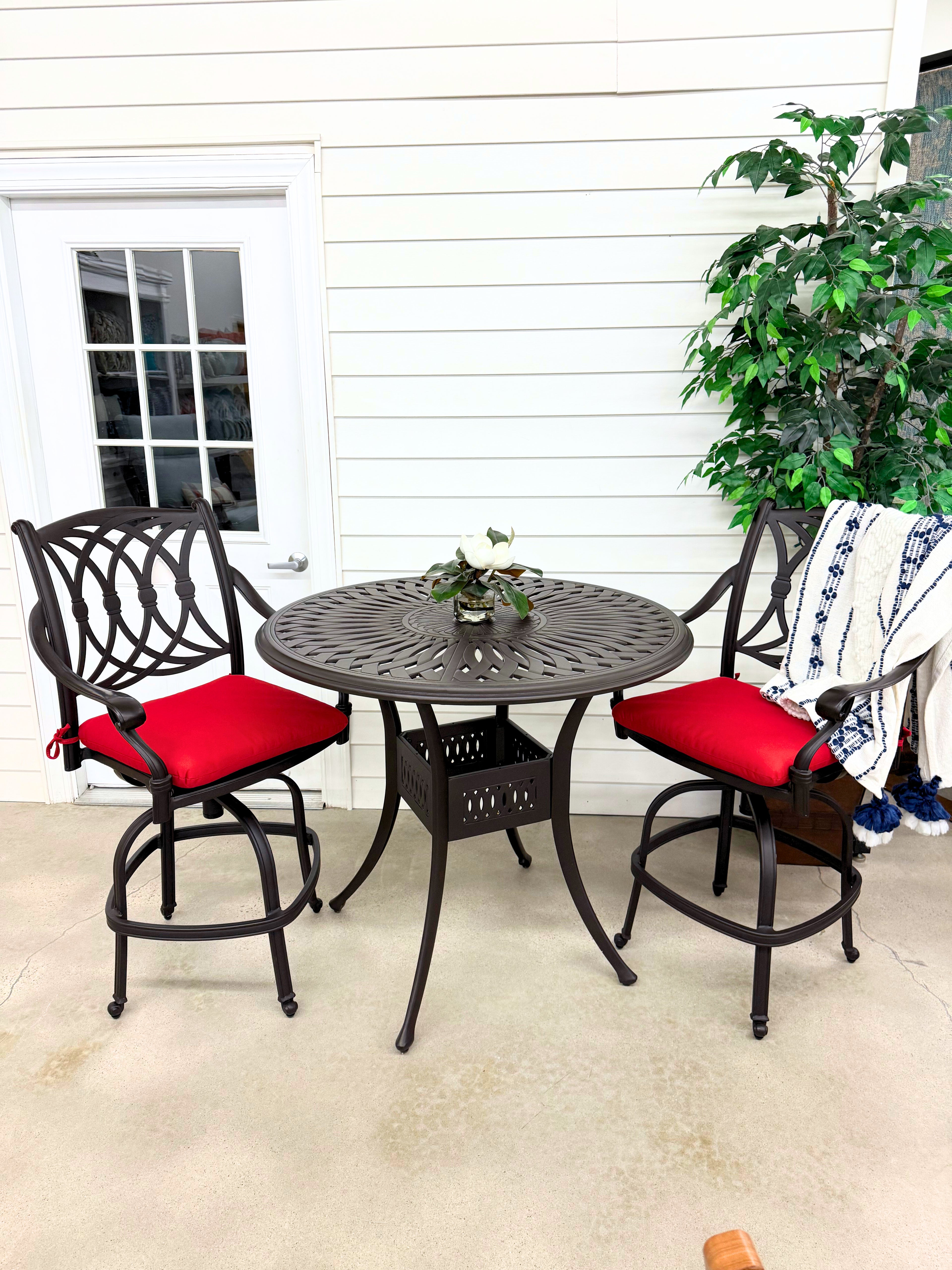 Salem 3 Piece Dining Group