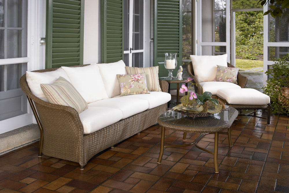 Lloyd Flanders Weekend Retreat Lounge Chair, lifestyle photo 3