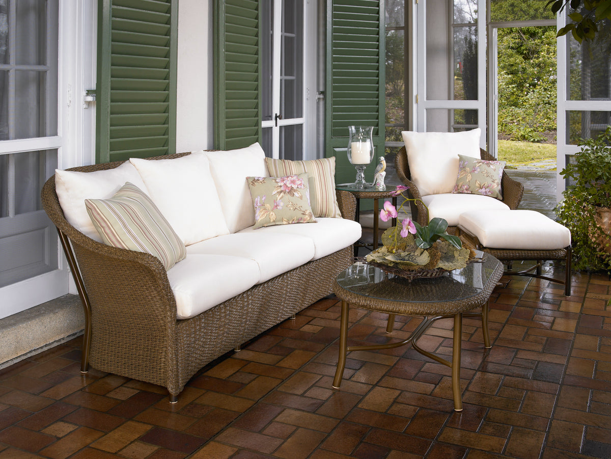 Lloyd Flanders Lloyd Loom 43" Oval Cocktail Table – Mini-Random Weave, lifestyle photo 3