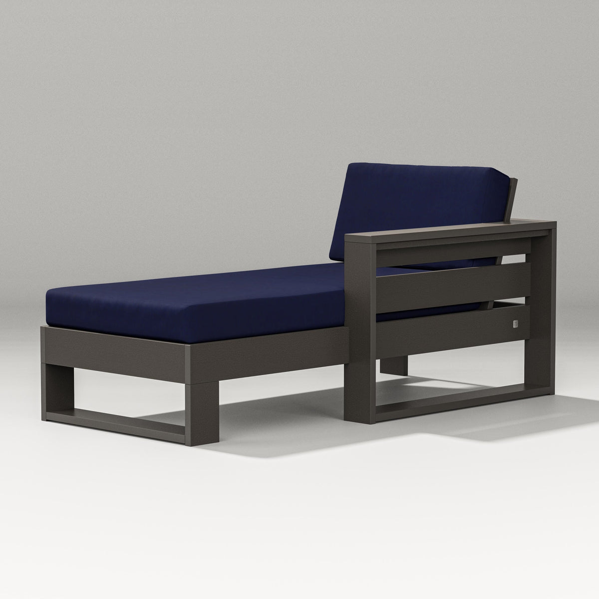 POLYWOOD Latitude Modular Right Arm Chaise in Vintage Coffee / Navy