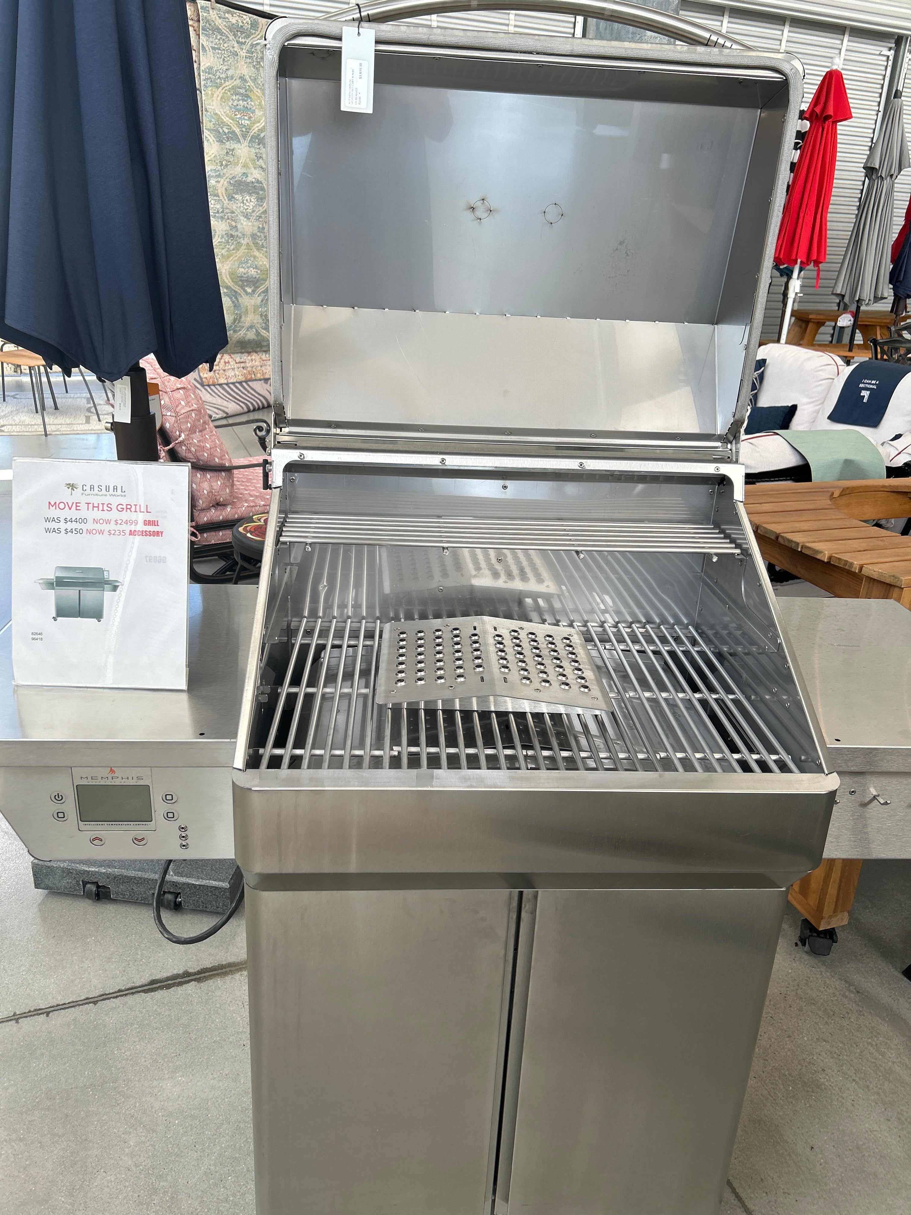 Memphis Pro Wood Fire Pellet Grill – 430 Stainless Steel, Wi-Fi Smart Control, Convection Cooking & Accessory Kit