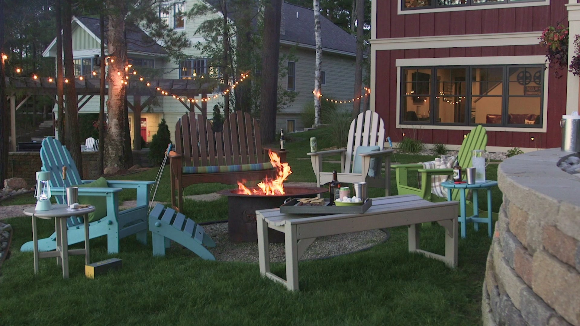 Classic Folding Adirondack Chair