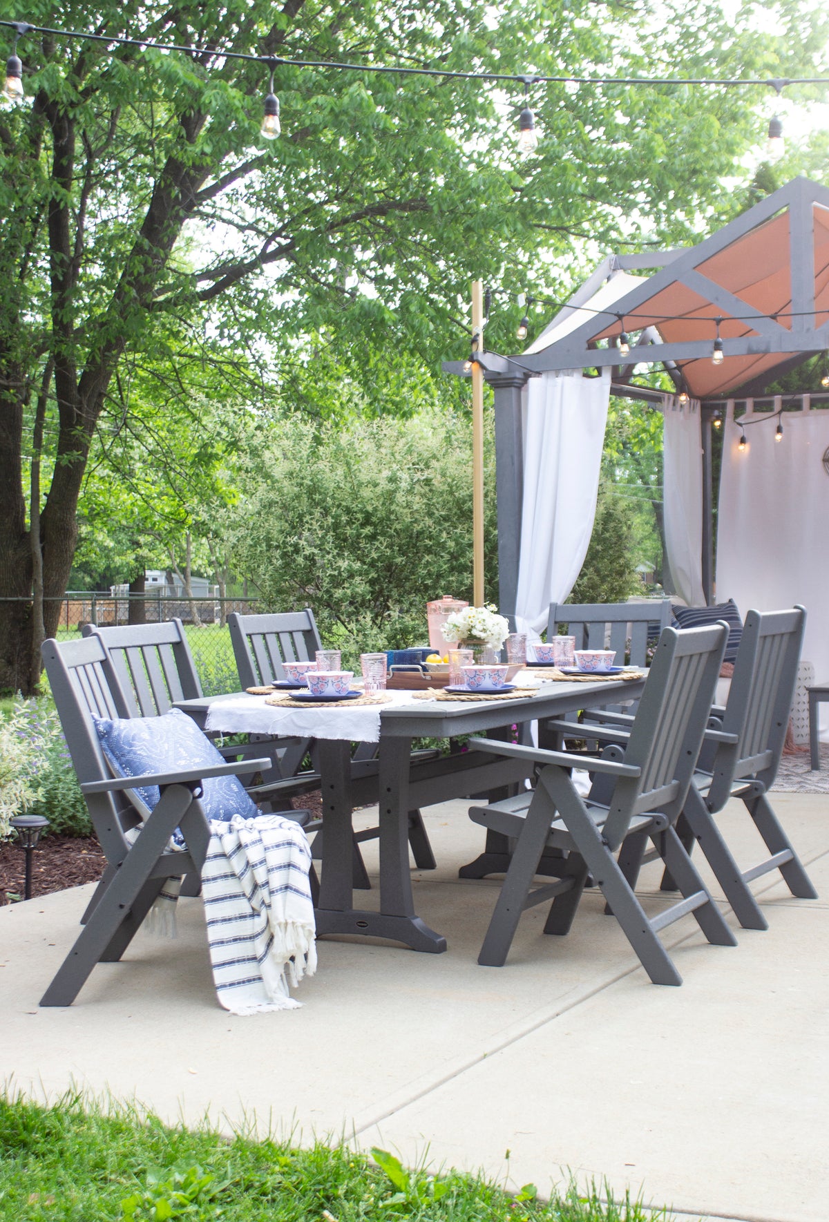 Detail photo of the POLYWOOD Vineyard Folding Chair 7-Piece Dining Set with Trestle Legs