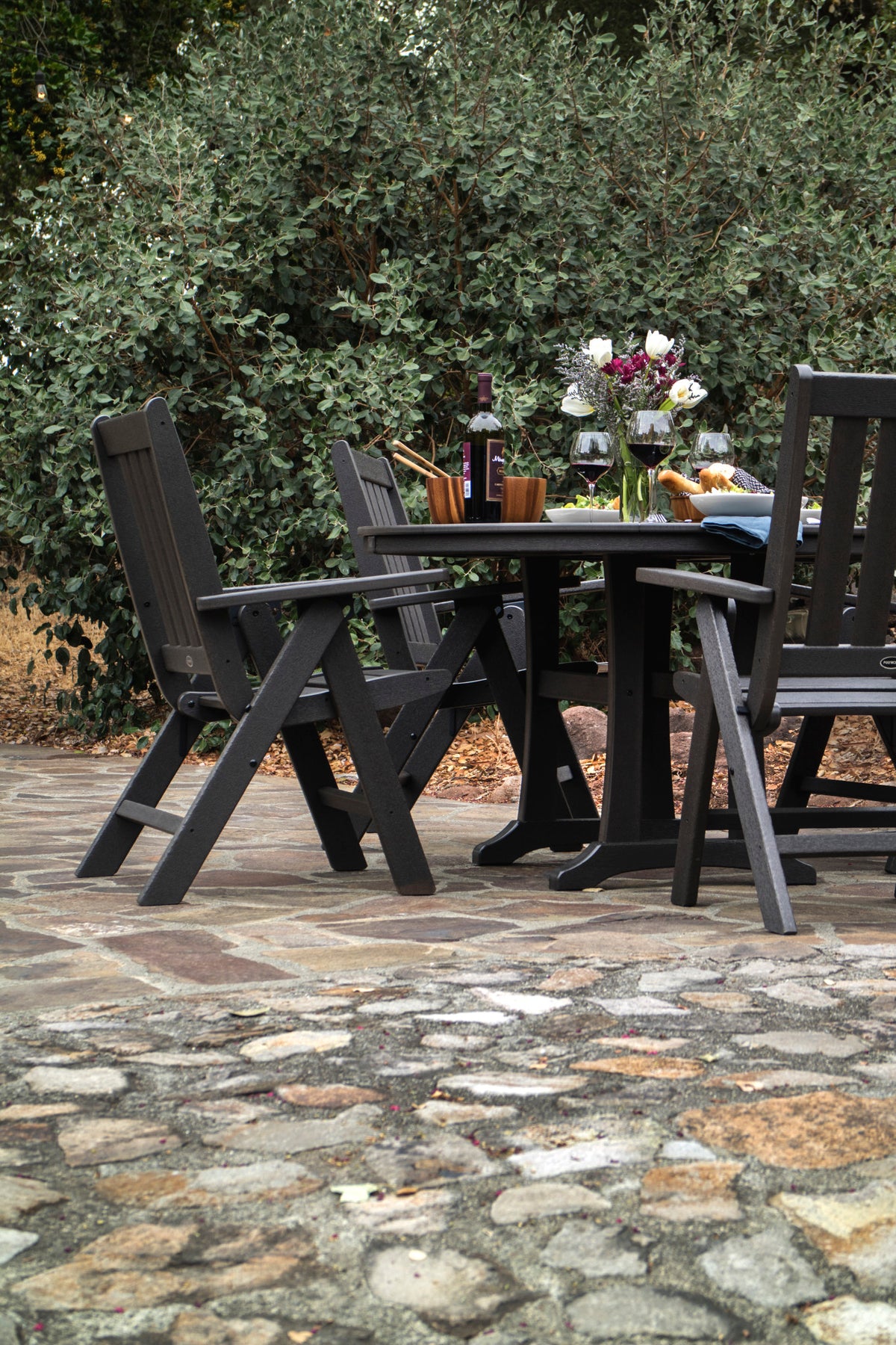 POLYWOOD Vineyard Folding Dining Chair lifestyle