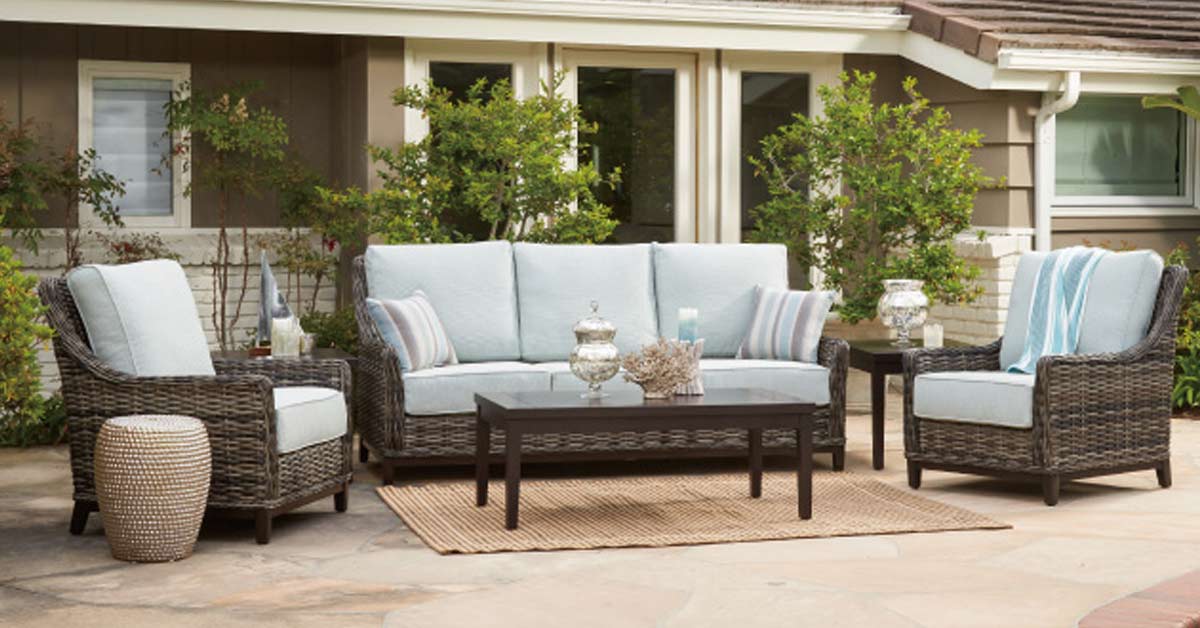 Entertain Comfortably, with High Back Outdoor Furniture
