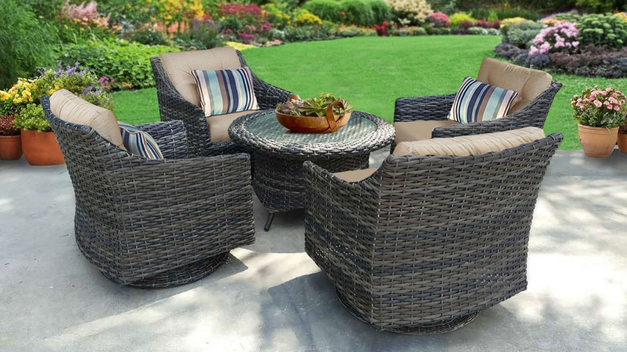 Wicker Outdoor Furniture