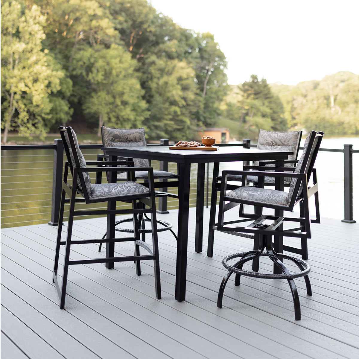 Berlin Gardens Vida Sling Bar Chair, lifestyle photo 4