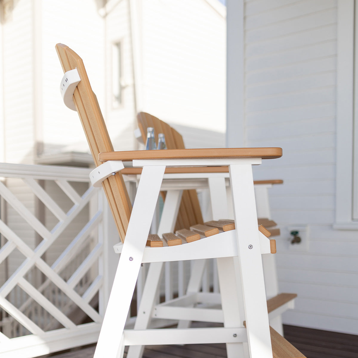 Berlin Gardens Comfo Back 30" XT Chair, lifestyle photo 3