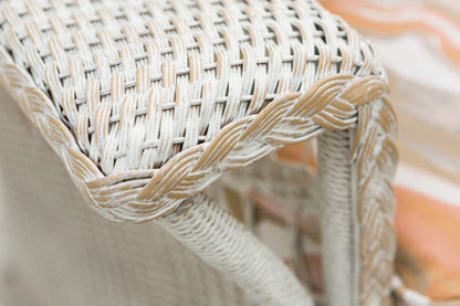Lloyd Flanders Nantucket Loveseat Glider, lifestyle photo 4