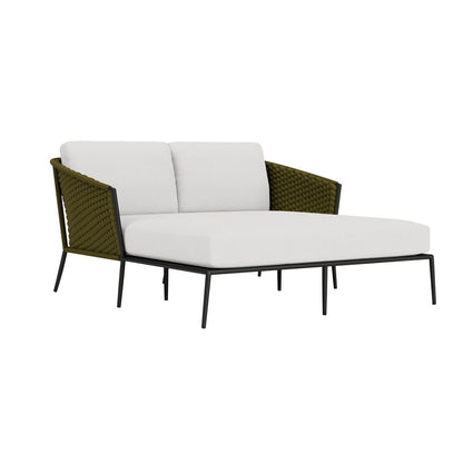 Lloyd Flanders Escape Daybed, lifestyle photo 1
