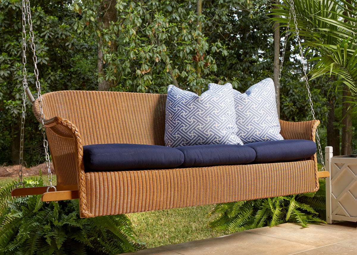 Lloyd Flanders Lloyd Loom 3-Seat Sofa Swing – 1x1 Weave, lifestyle photo 3