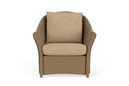 Lloyd Flanders Weekend Retreat Lounge Chair in Fawn with Hayden Sand fabric