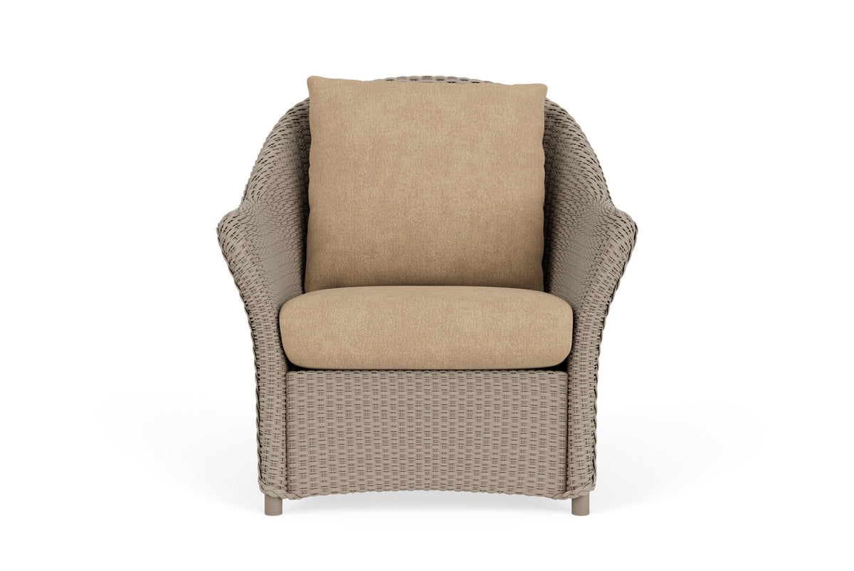 Lloyd Flanders Weekend Retreat Lounge Chair in French Beige with Hayden Sand fabric