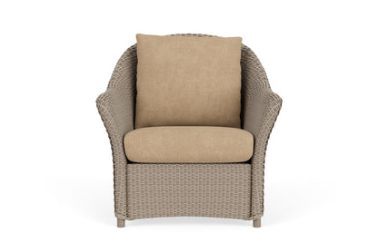 Lloyd Flanders Weekend Retreat Lounge Chair in French Beige with Hayden Sand fabric
