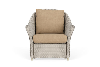 Lloyd Flanders Weekend Retreat Lounge Chair in Linen with Hayden Sand fabric