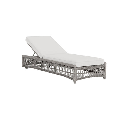Lloyd Flanders Mackinac Chaise, lifestyle photo 1
