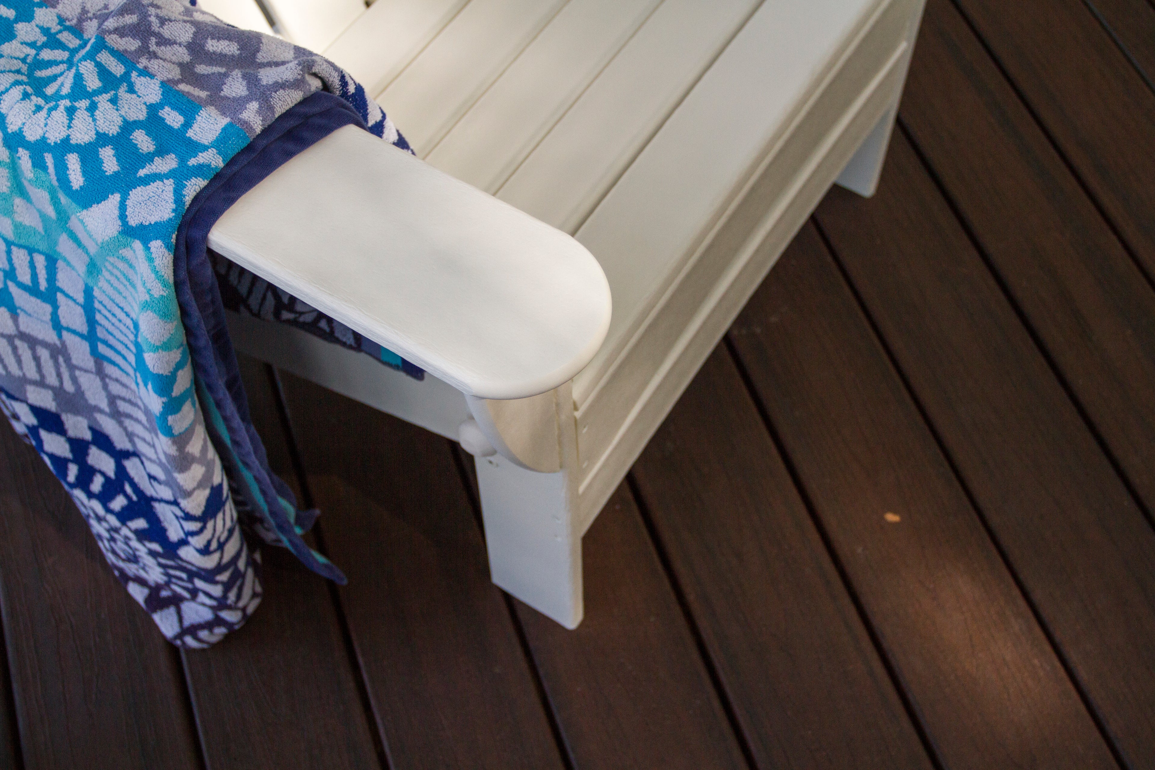 POLYWOOD Classic Oversized Folding Adirondack Chair