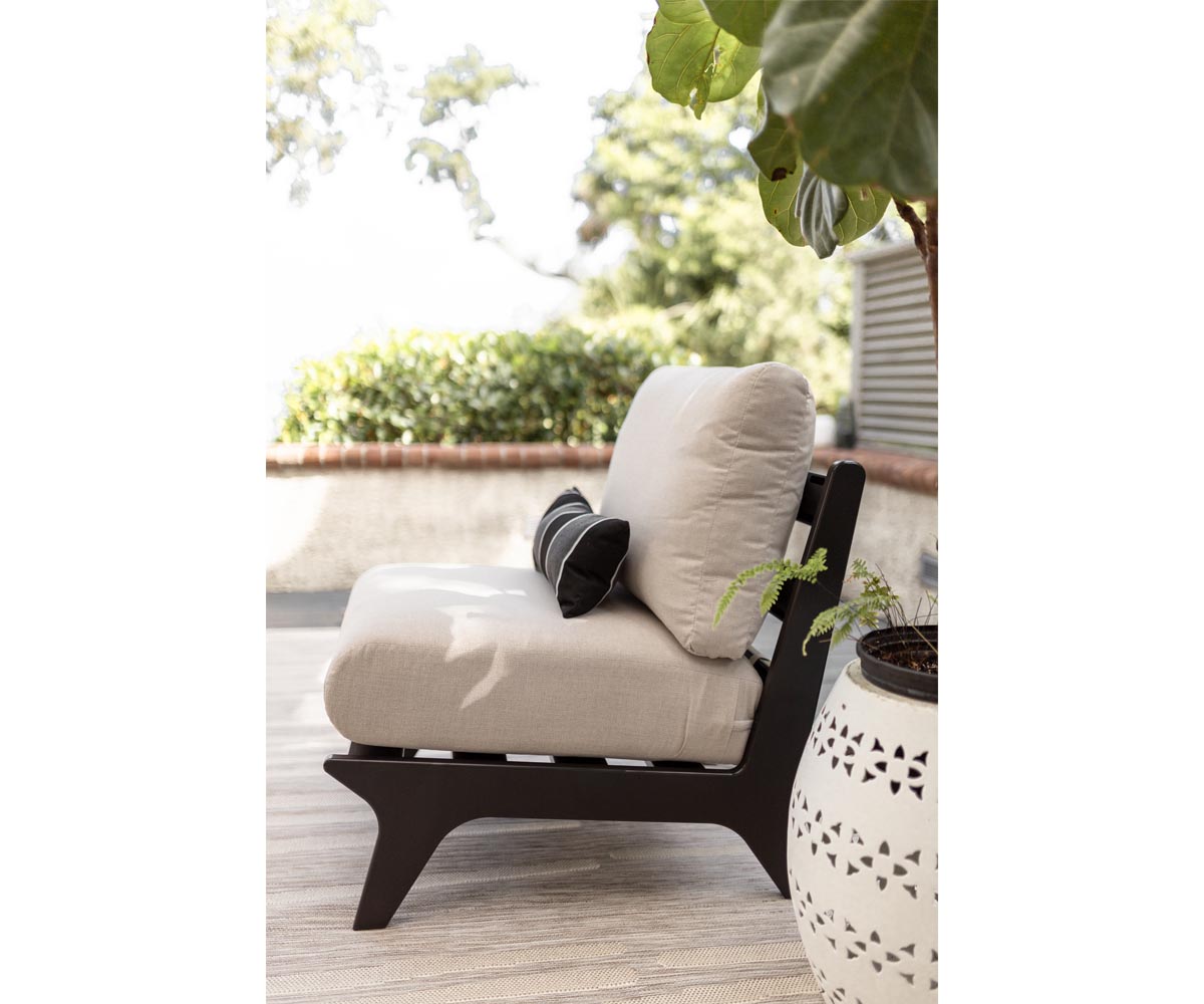 Berlin Gardens Hartley Club Chair, lifestyle photo 3