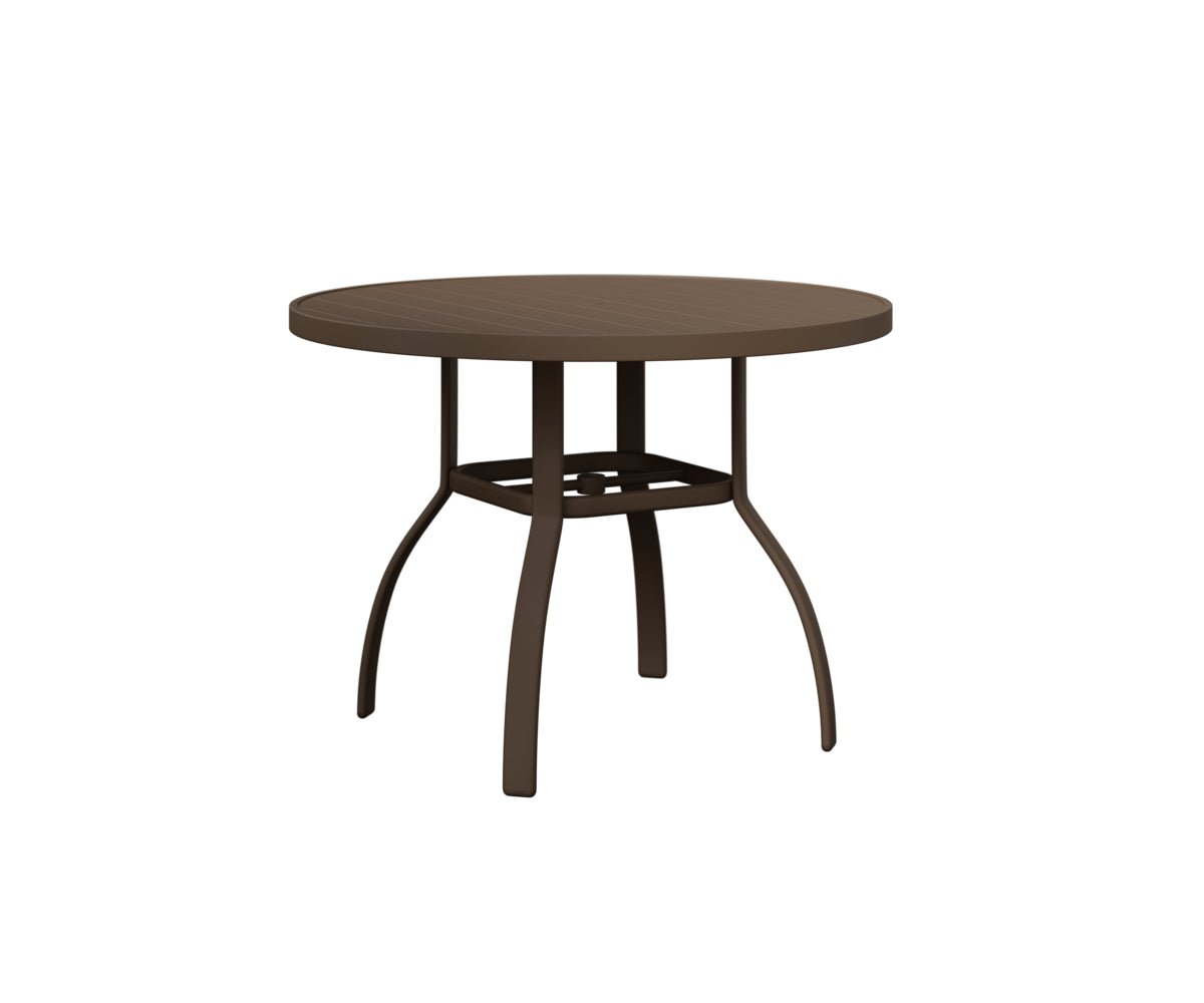 Berlin Gardens Murphy 42" Round Table in Clay