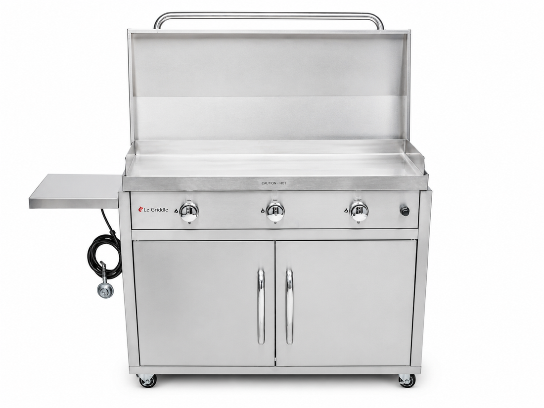 Le Griddle Big Tex 3-Burner Gas Griddle on Cart with Lid &amp; LP Regulator