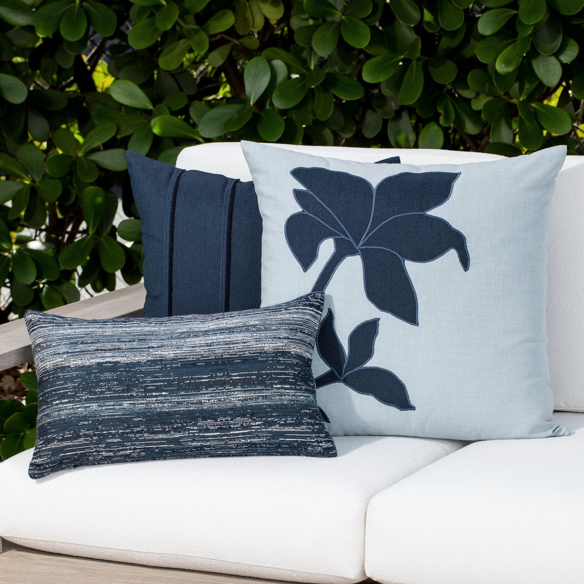 Elaine Smith Botanica Lily 22x22 outdoor pillow, multicolor - view 2