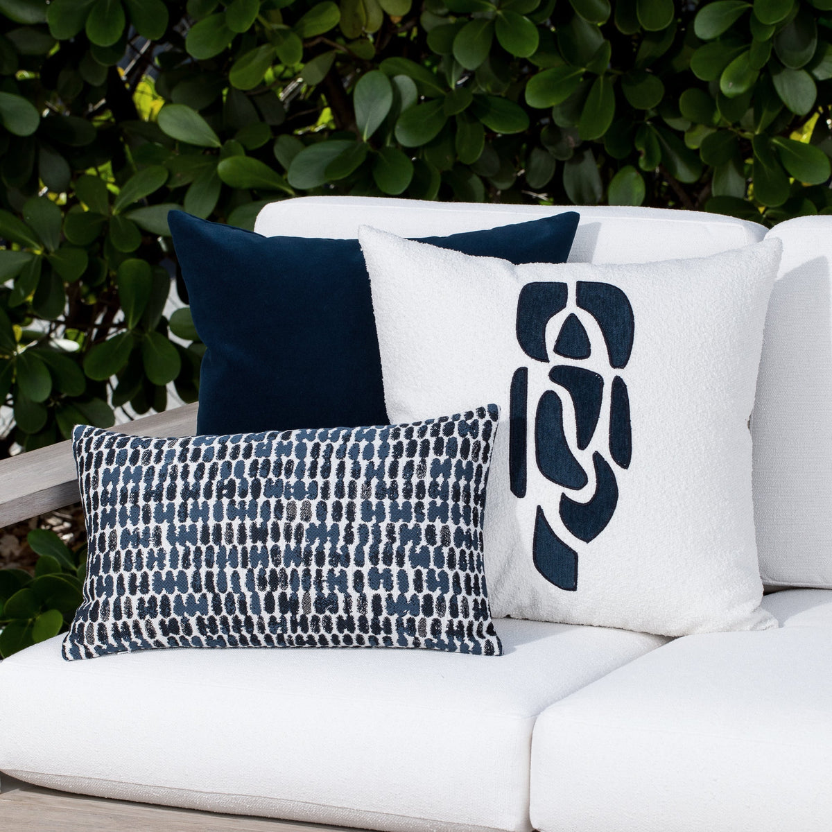 Elaine Smith Thumbprint Indigo outdoor pillow, navy - view 4