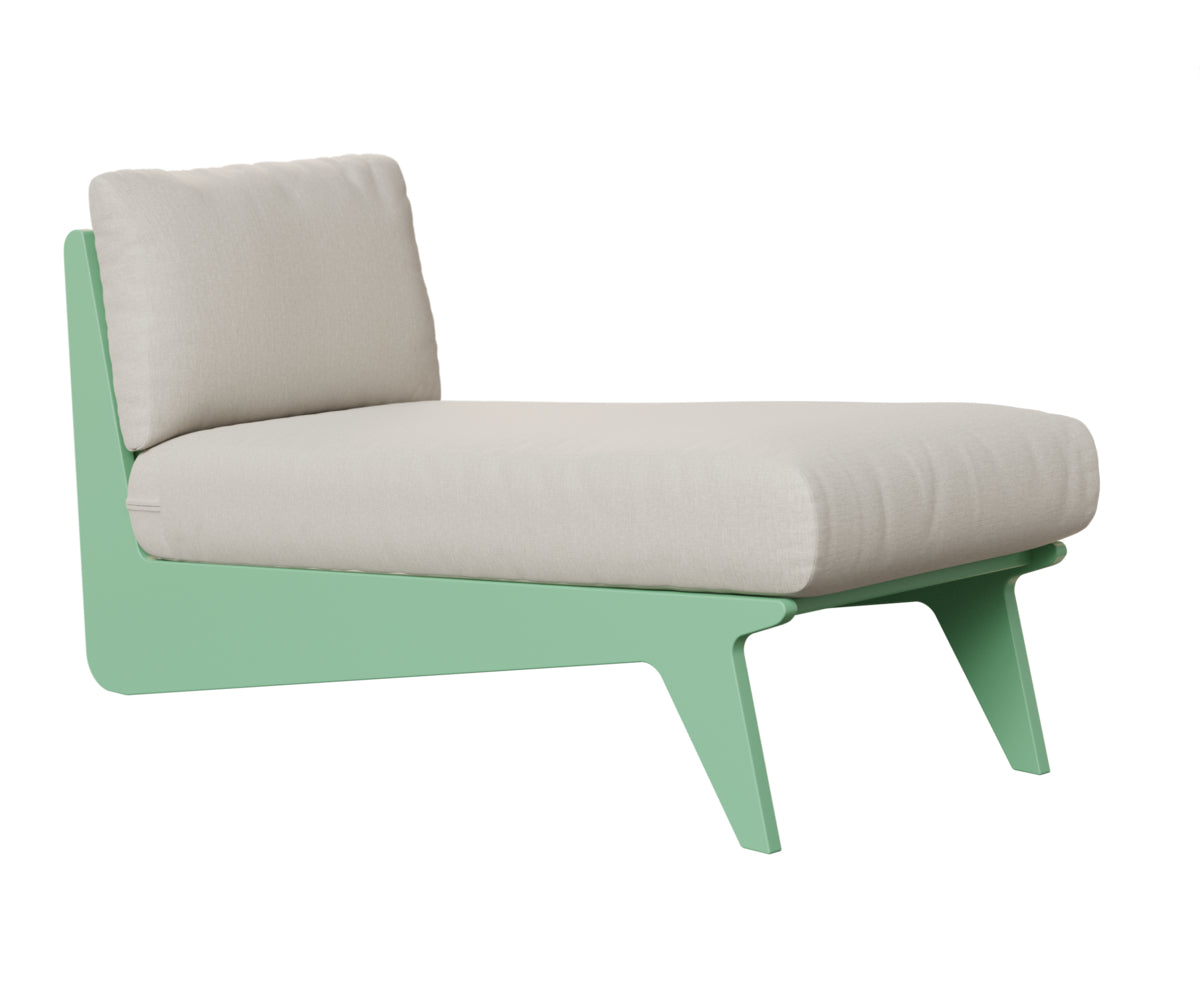 Berlin Gardens Holland Chaise in Mint