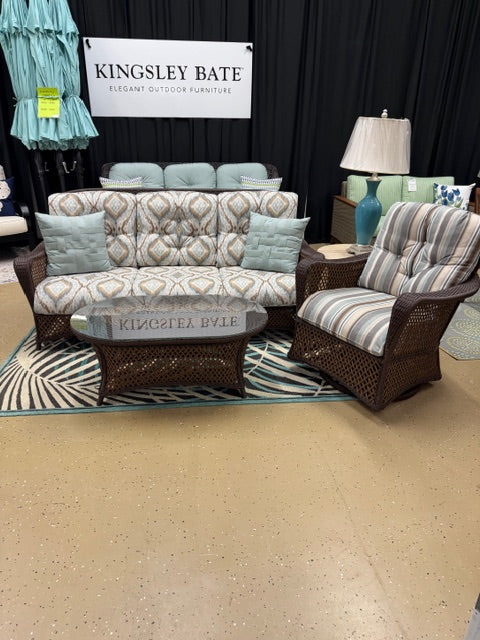 Lloyd Flanders Grand Traverse Sofa &amp; Swivel Lounge Chair Set w/ Oval Table &amp; End Table