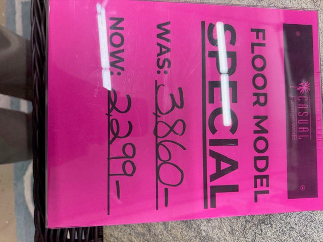 Wicker Sofa &amp; Rectangle Table