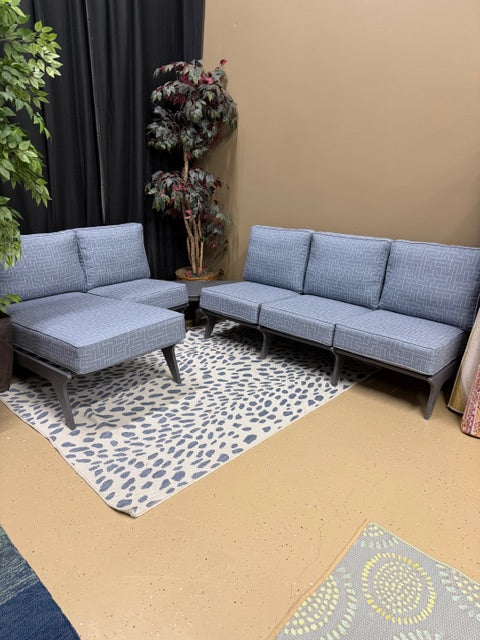 Berlin Gardens Hartley Sofa, Club Chair, Chaise &amp; Accessory Table