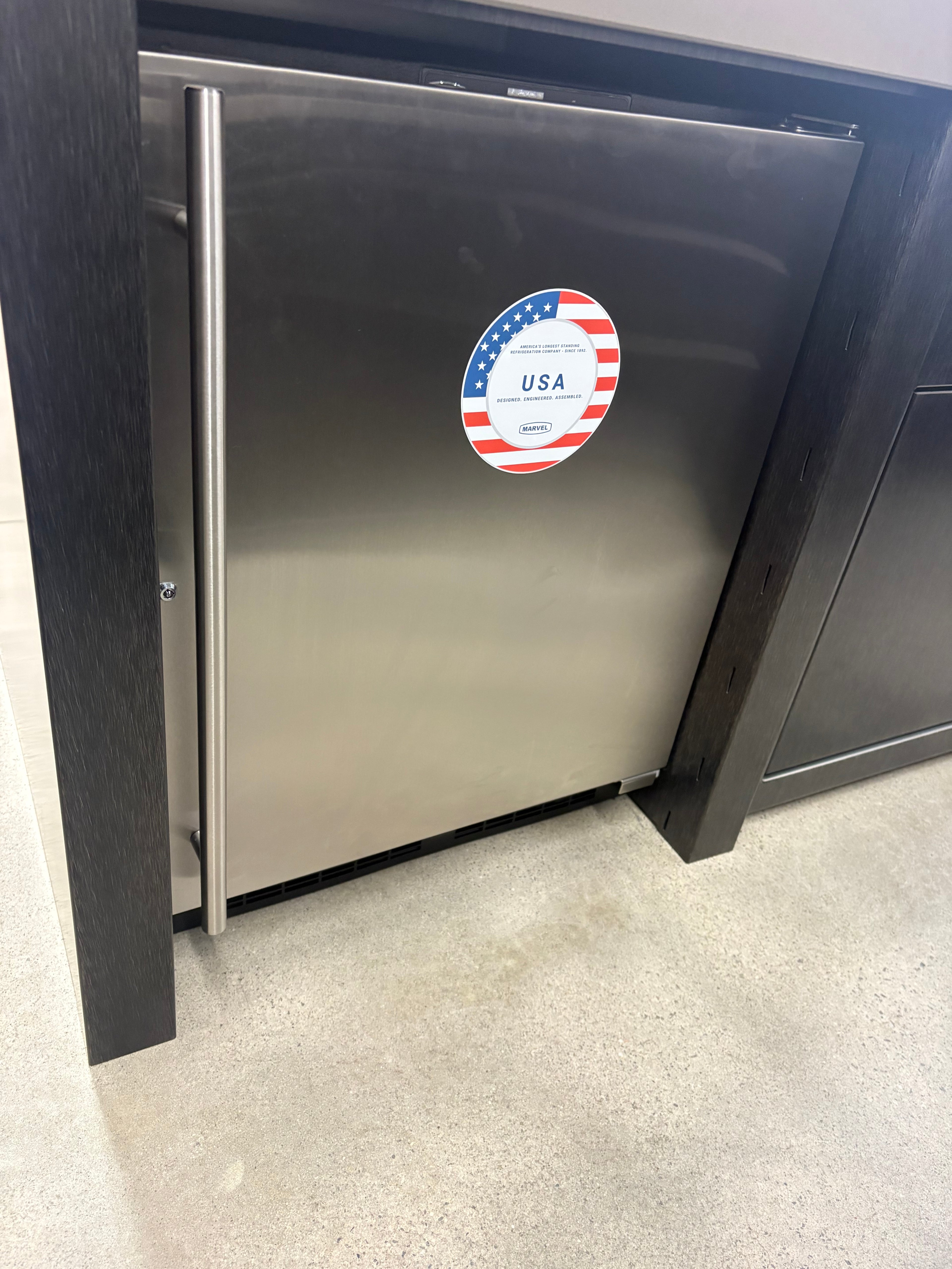Marvel 24" Low Profile Outdoor Refrigerator, Stainless Steel, Solid Door, Lock
