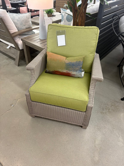 Lloyd Flanders Hamptons Lounge Chair