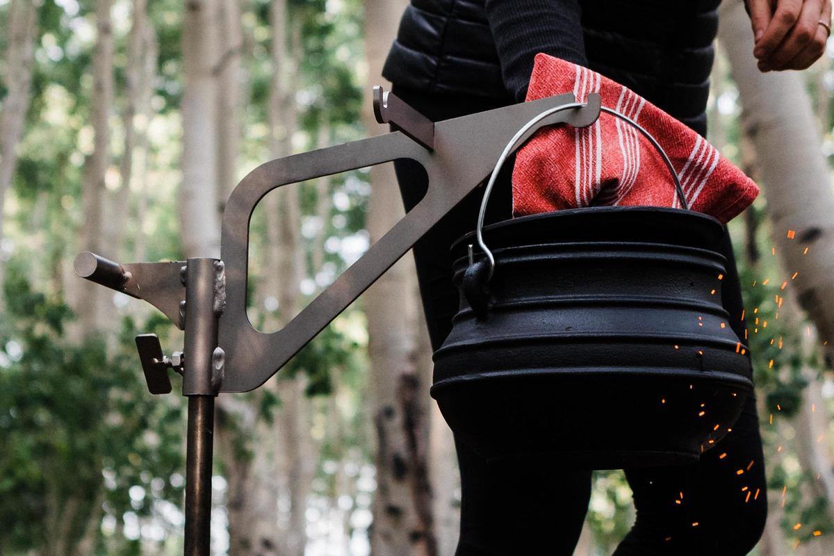 Breeo Fire Pit Firemaster Bundle