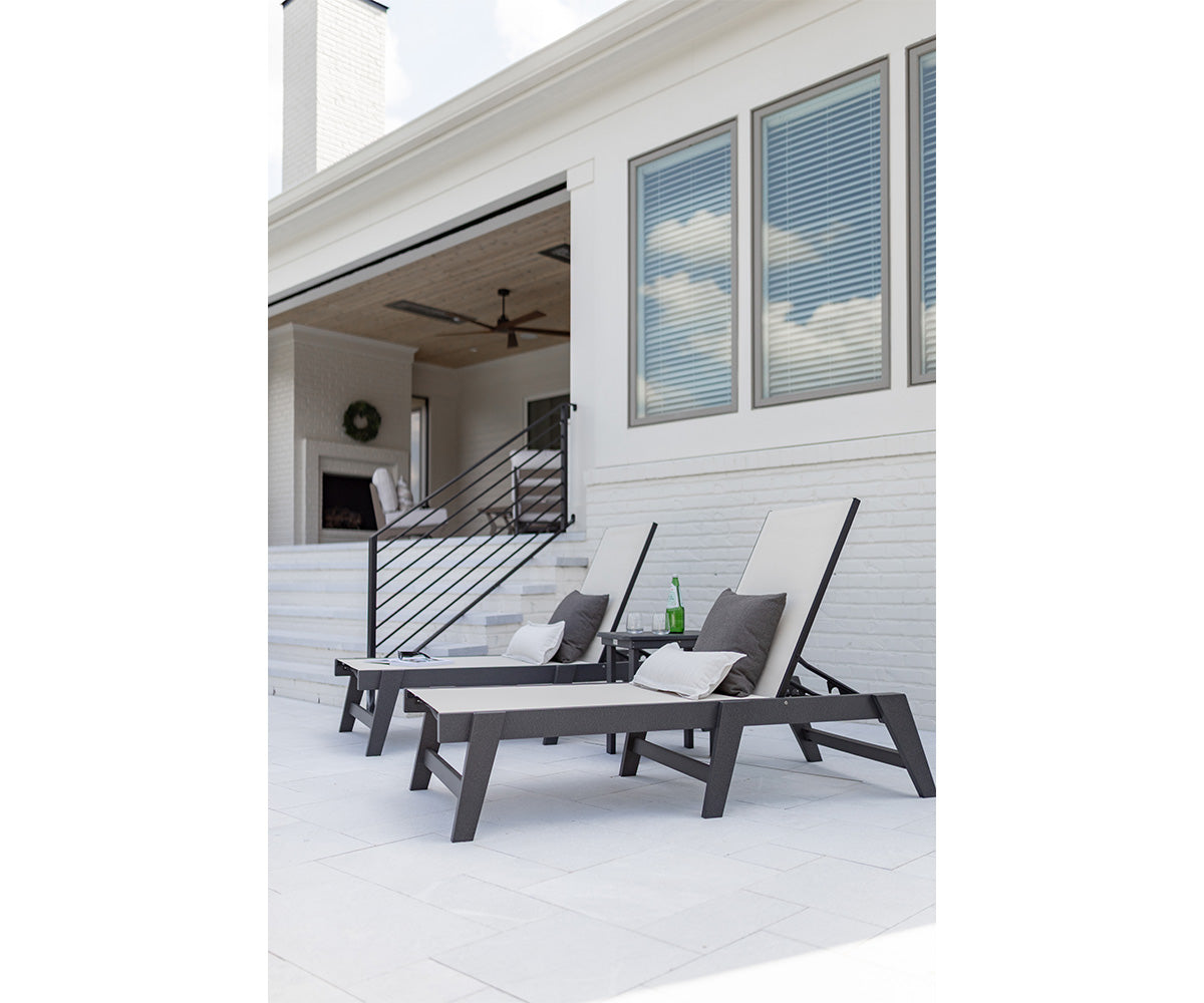 Berlin Gardens Mayhew Sling Chaise Armless, lifestyle photo 2