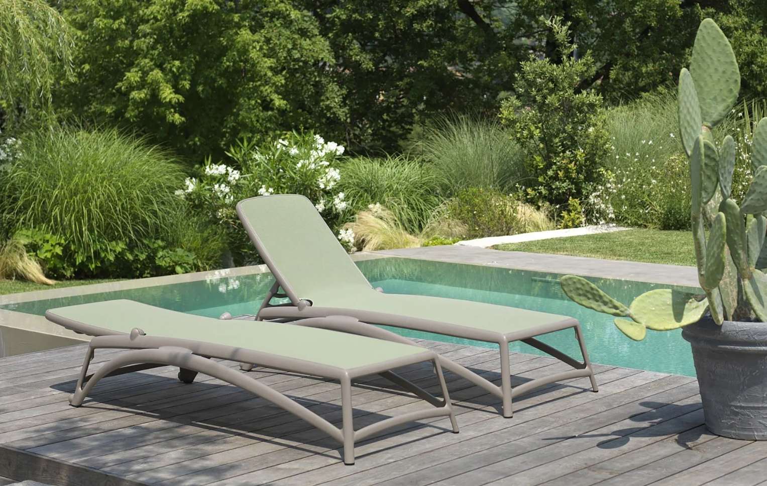 Nardi Atlantico Sunlounger