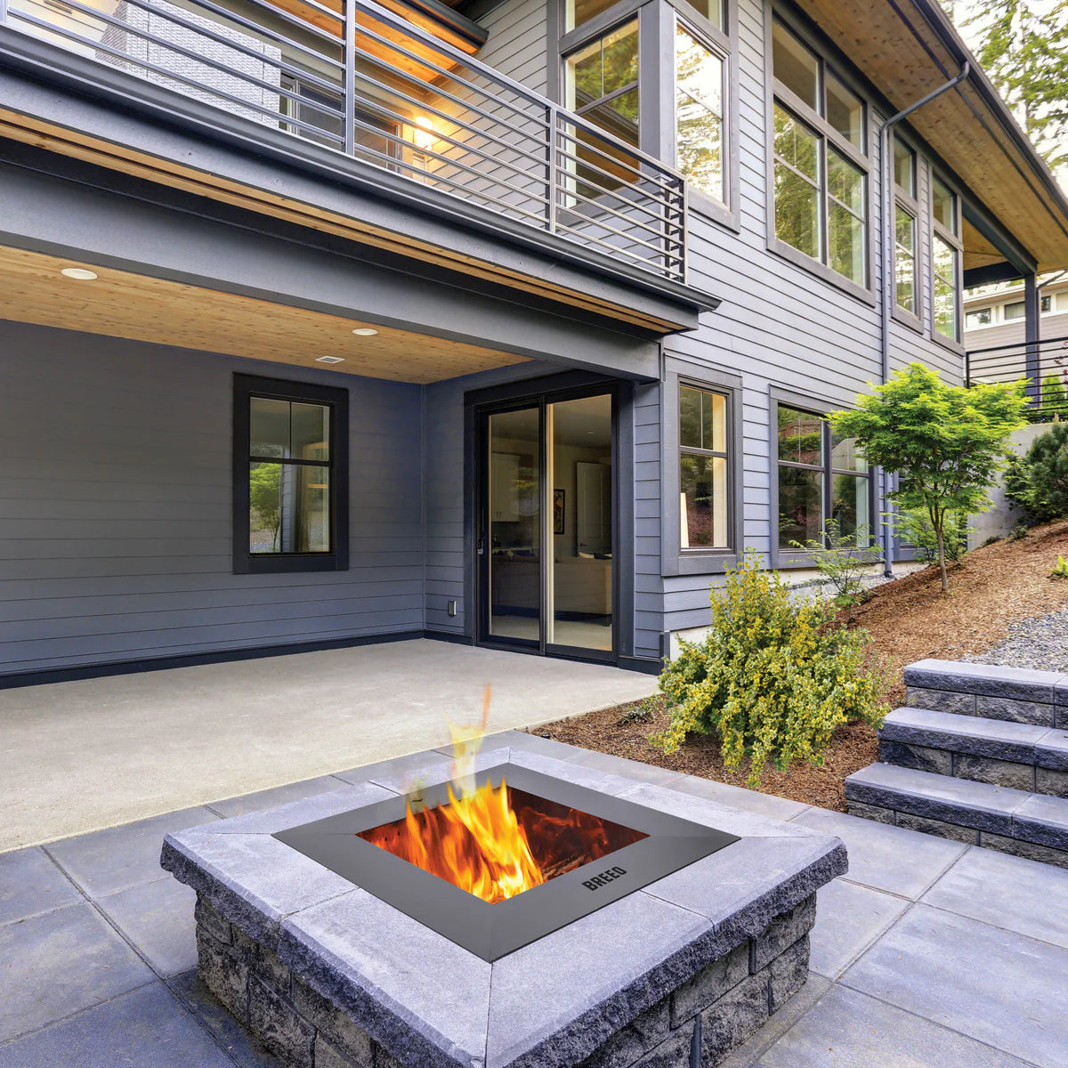 Breeo Zentro Smokeless Fire Pit with Lid