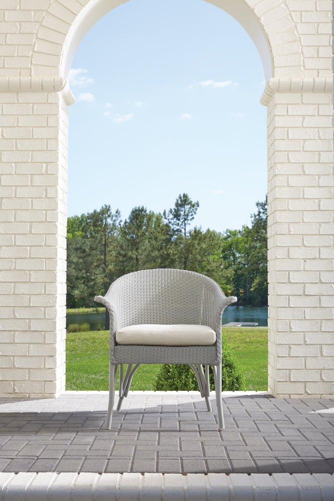 Lloyd Flanders All Seasons Lounge Chair, lifestyle photo 4