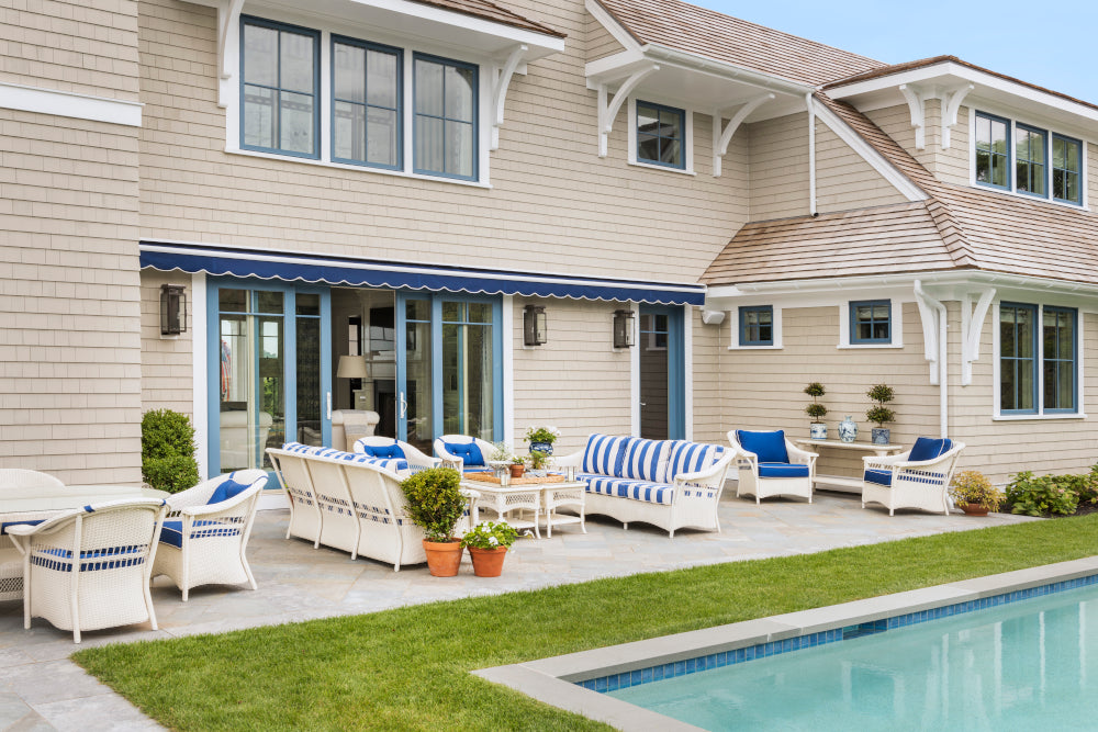 Lloyd Flanders Nantucket Lounge Chair, lifestyle photo 5