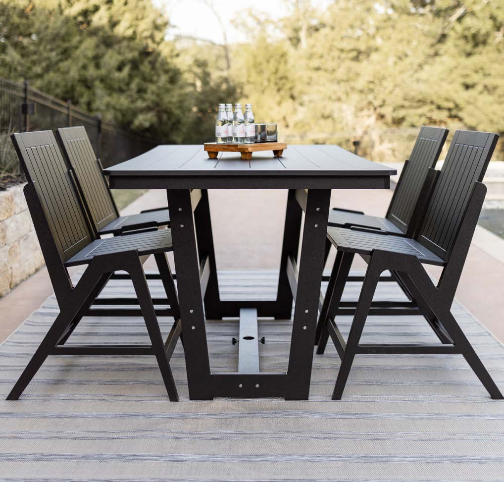 Berlin Gardens Hudson 40" x 40" Square Table