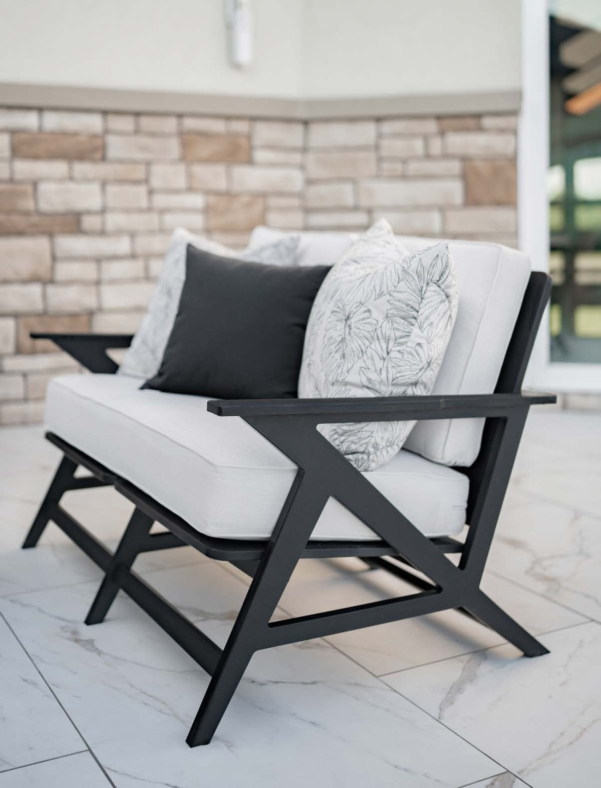 Berlin Gardens Kinsley Sofa