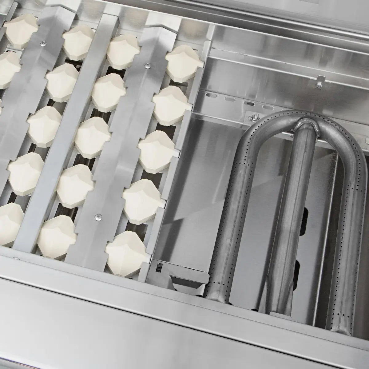 Delta Heat 26&quot; Stainless Steel Gas Grill