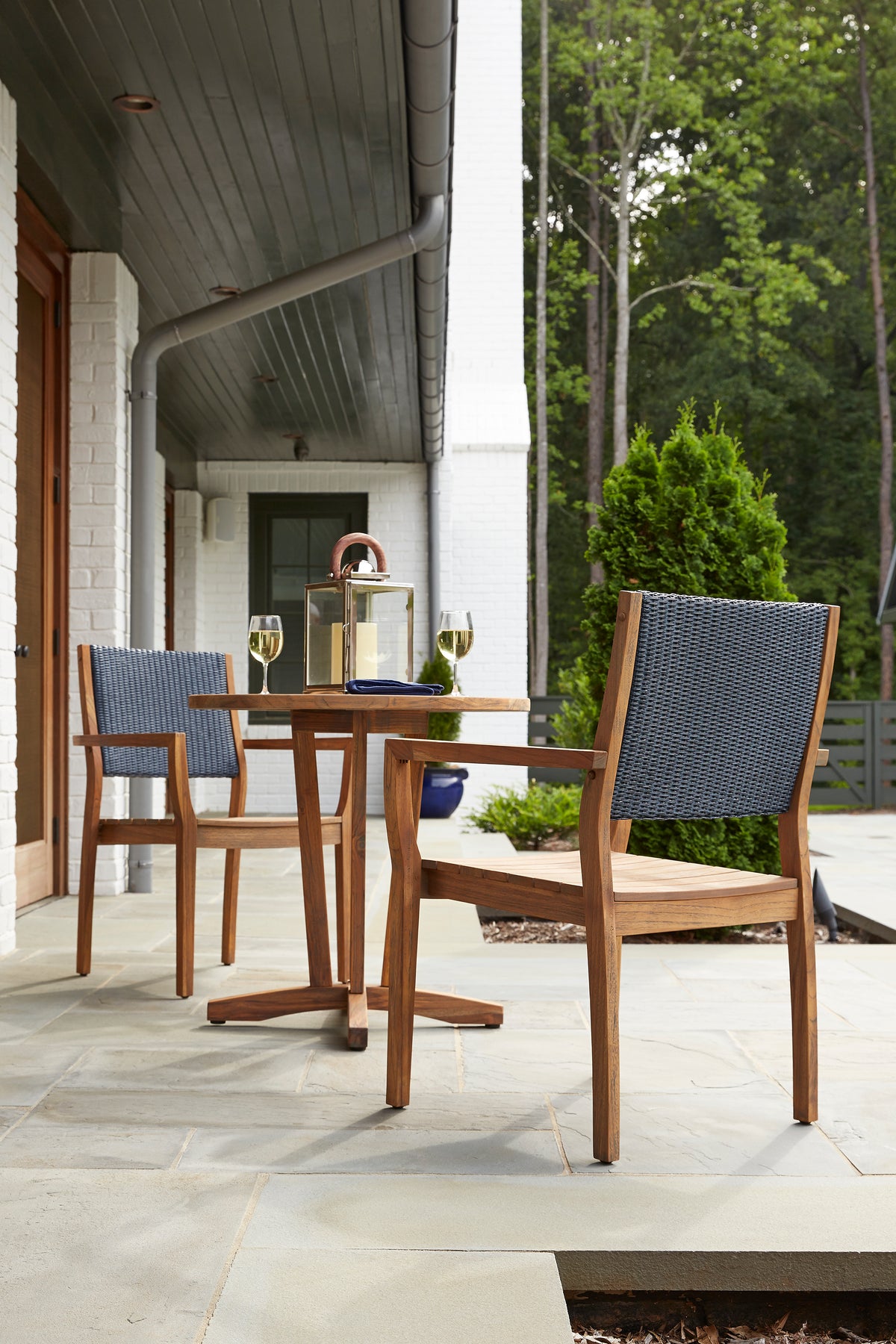 Lloyd Flanders Teak 30" Round Bistro Table, lifestyle photo 3